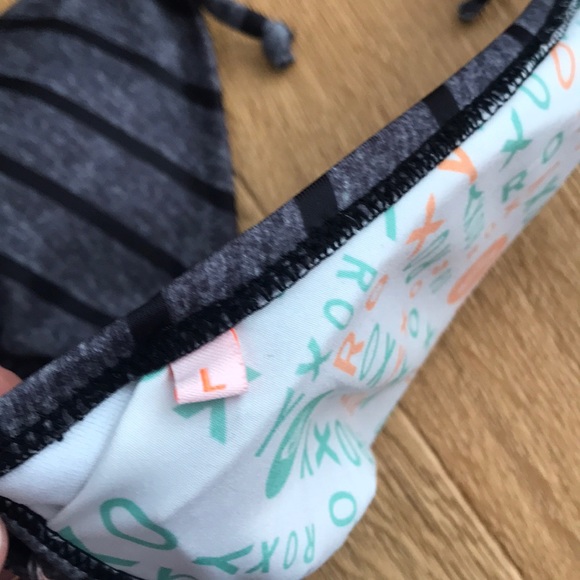 Roxy bikini - Picture 3 of 4